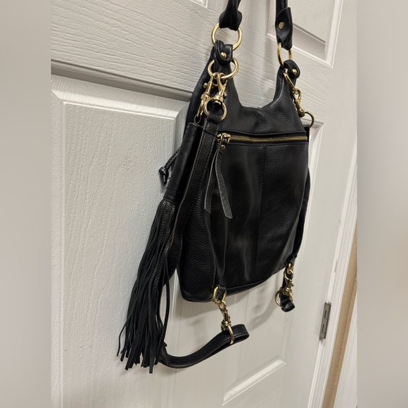 G.I.L.I. Black Pebbled Leather Convertible Backpack Shoulder Bag Tassel 13x12x5" - Picture 3 of 12